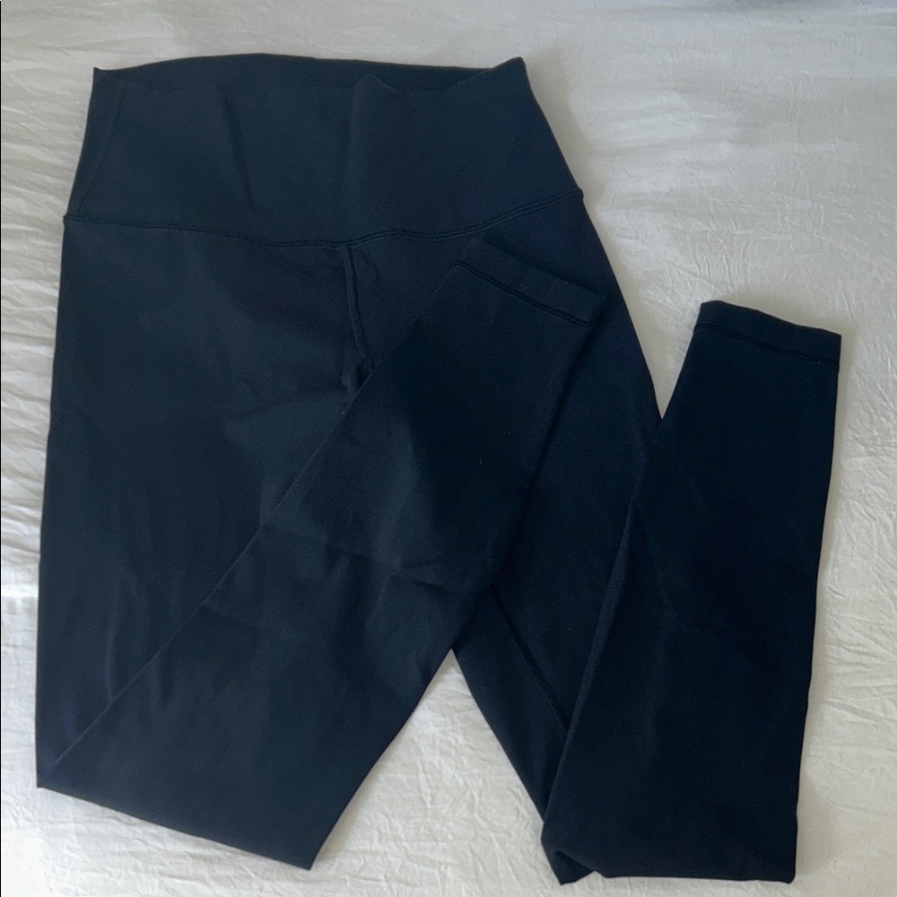 Black Lululemon Wunder Under 28” Leggings